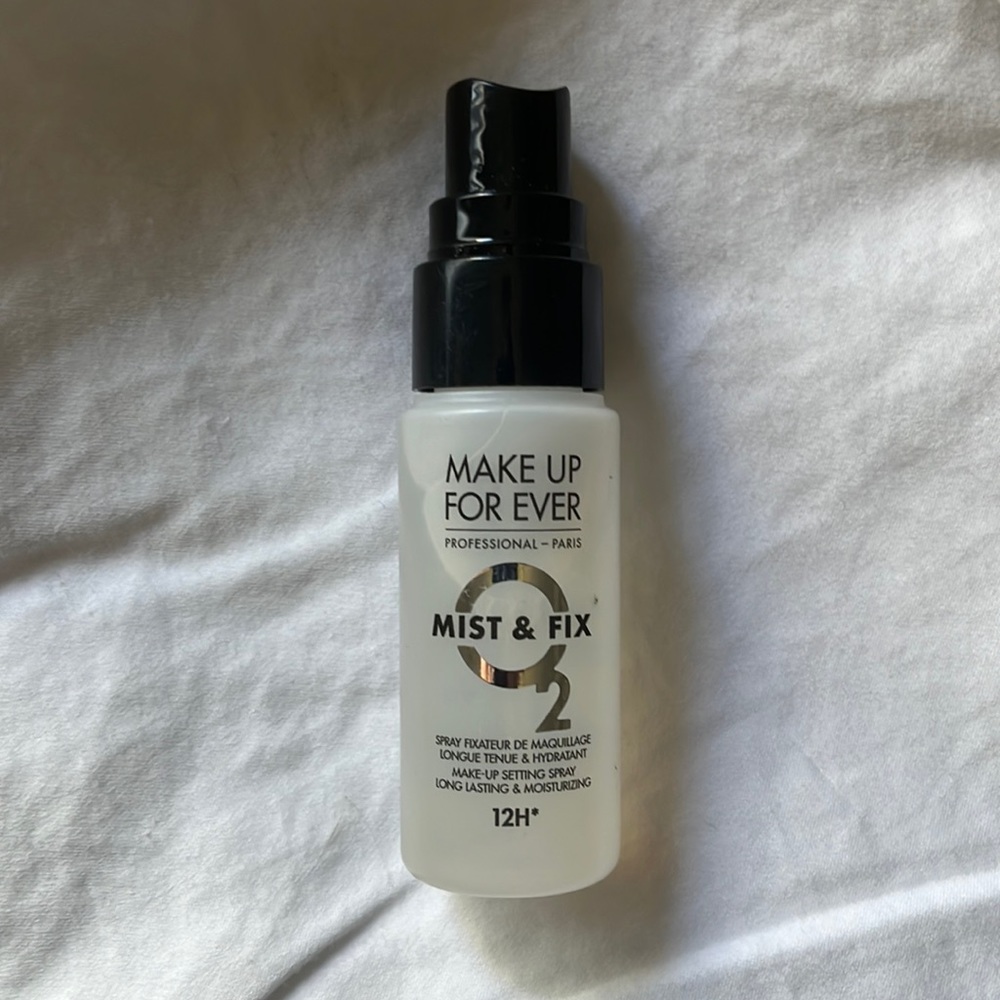 Makeup Forever Mist & Fix setting spray